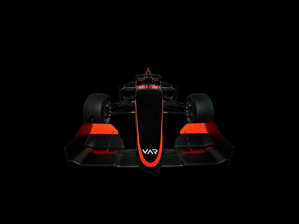 Formule 3 - Lower front view - dark