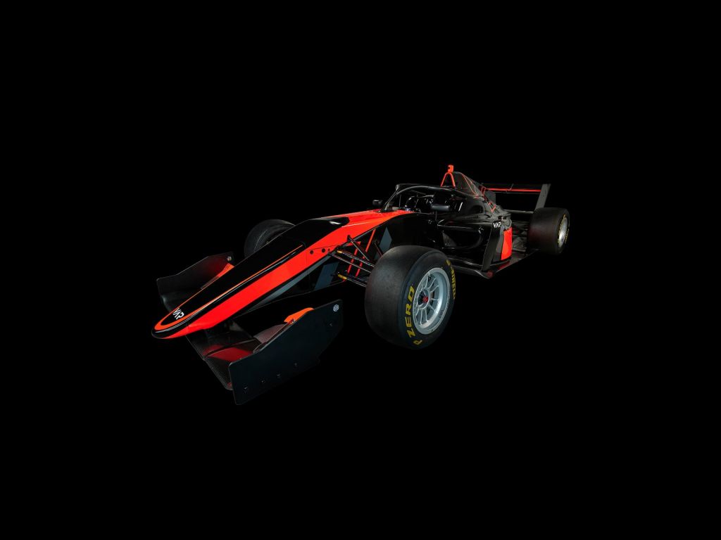 Formule 3 - Left front view - dark