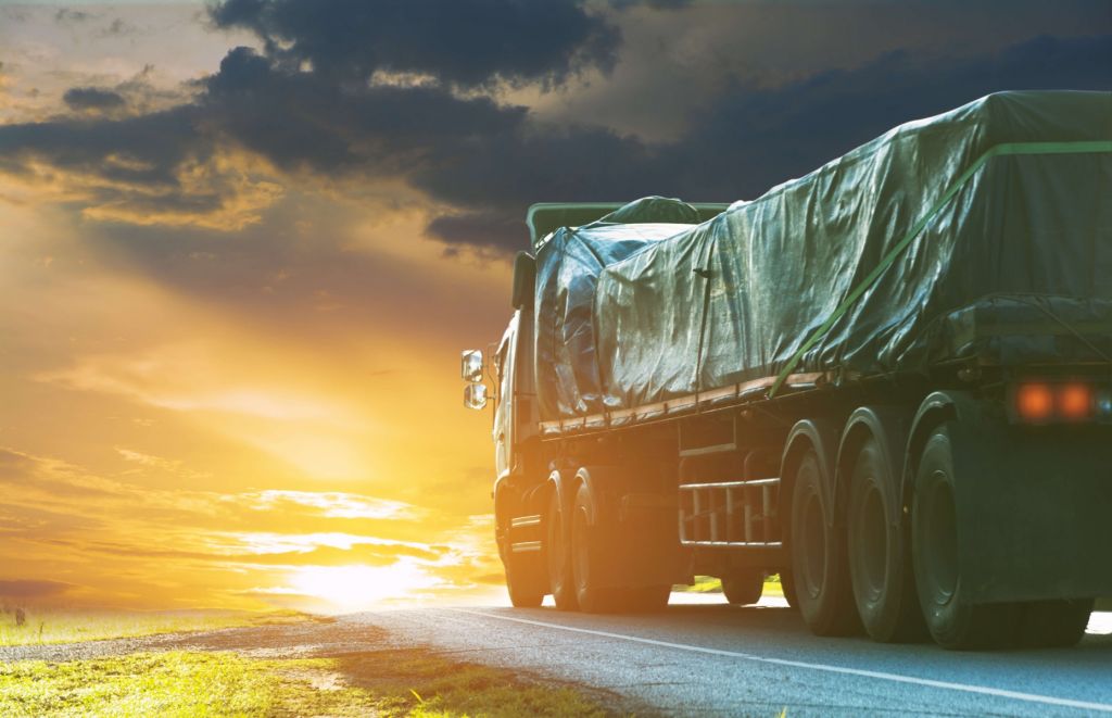 Truck met oplegger