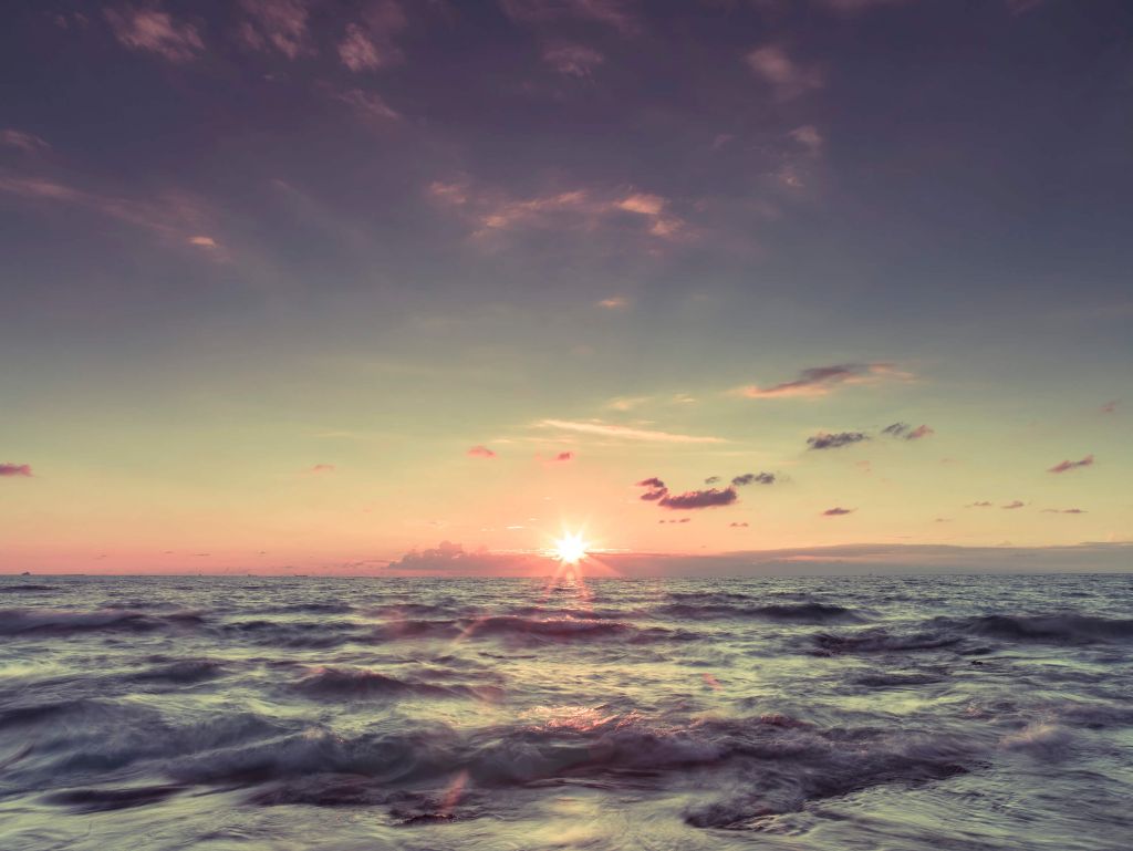 Heldere zonsondergang