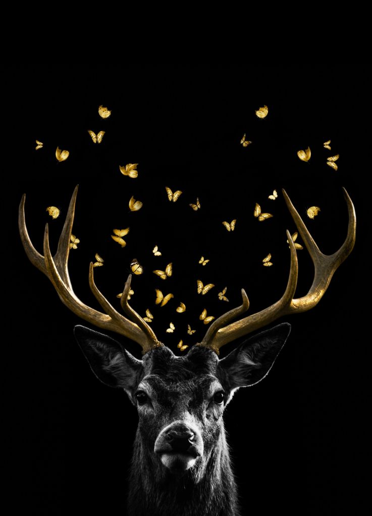 Golden Deer Portret