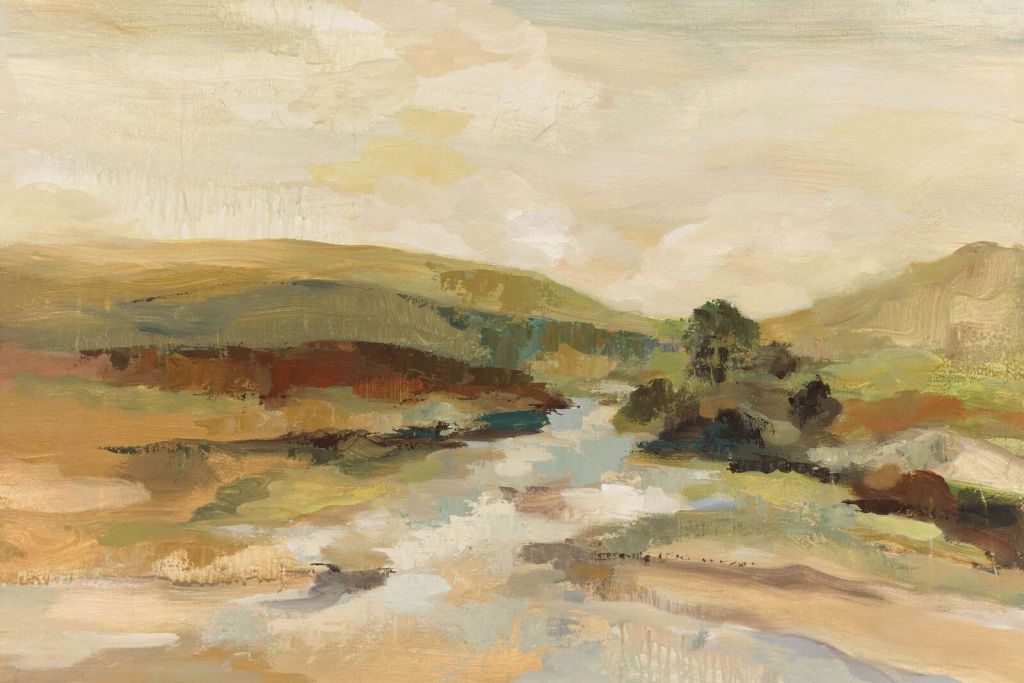 Stromende rivier tussen heuvels