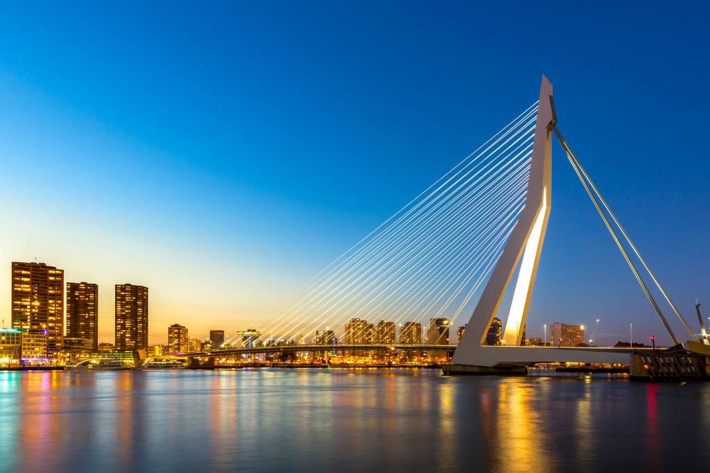 Erasmusbrug main product photo
