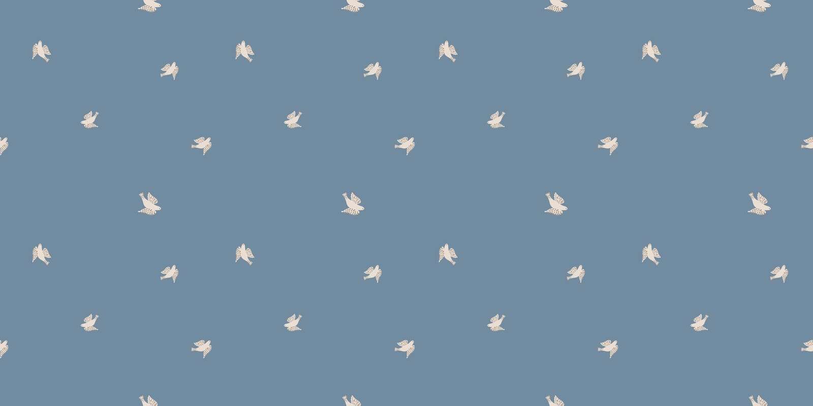 Zwevende vogels in mistblauw