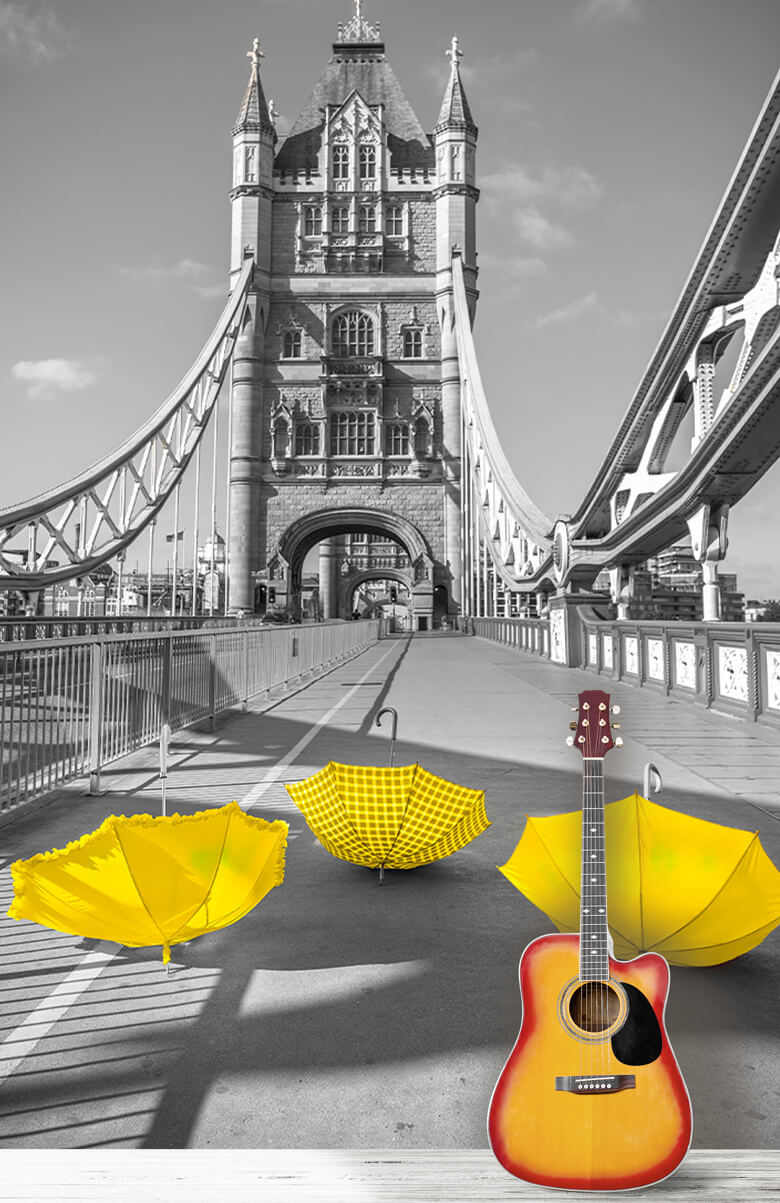  Gele paraplu's op Tower bridge 1
